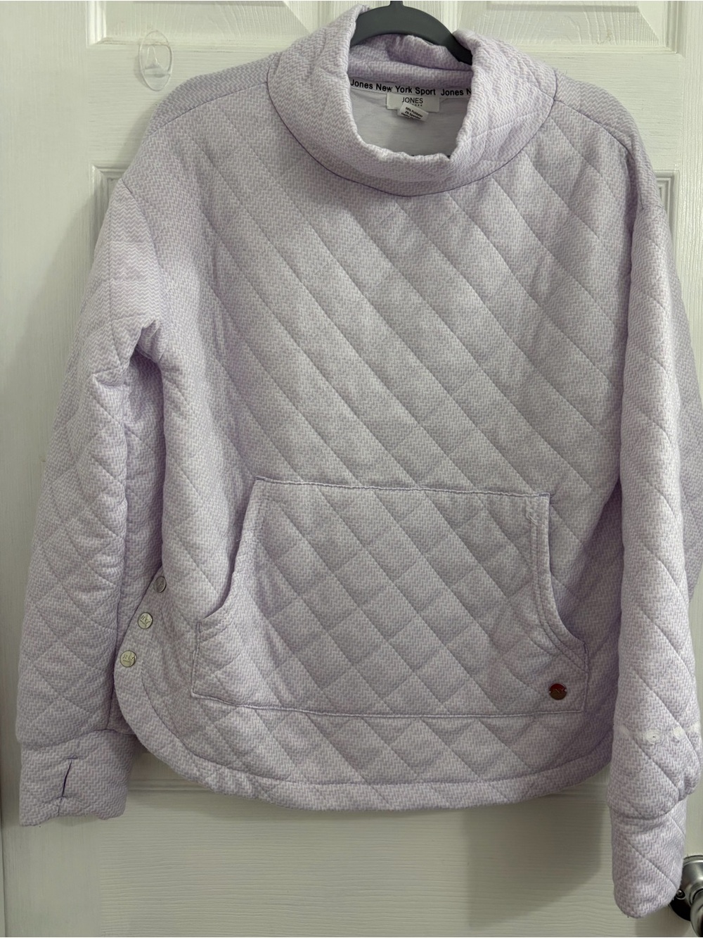 Jones New York Quilted Light Lilac Funnel Neck Pullover. Size large $10